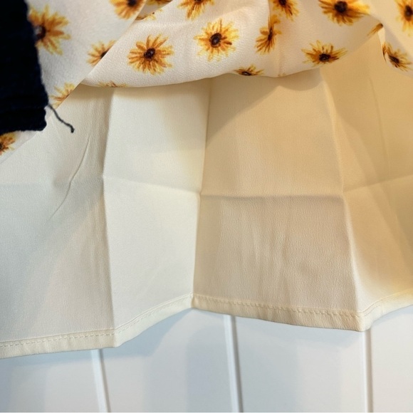 NWT WeWoreWhat mini slip skirt in daisy print women XS - Picture 4 of 11